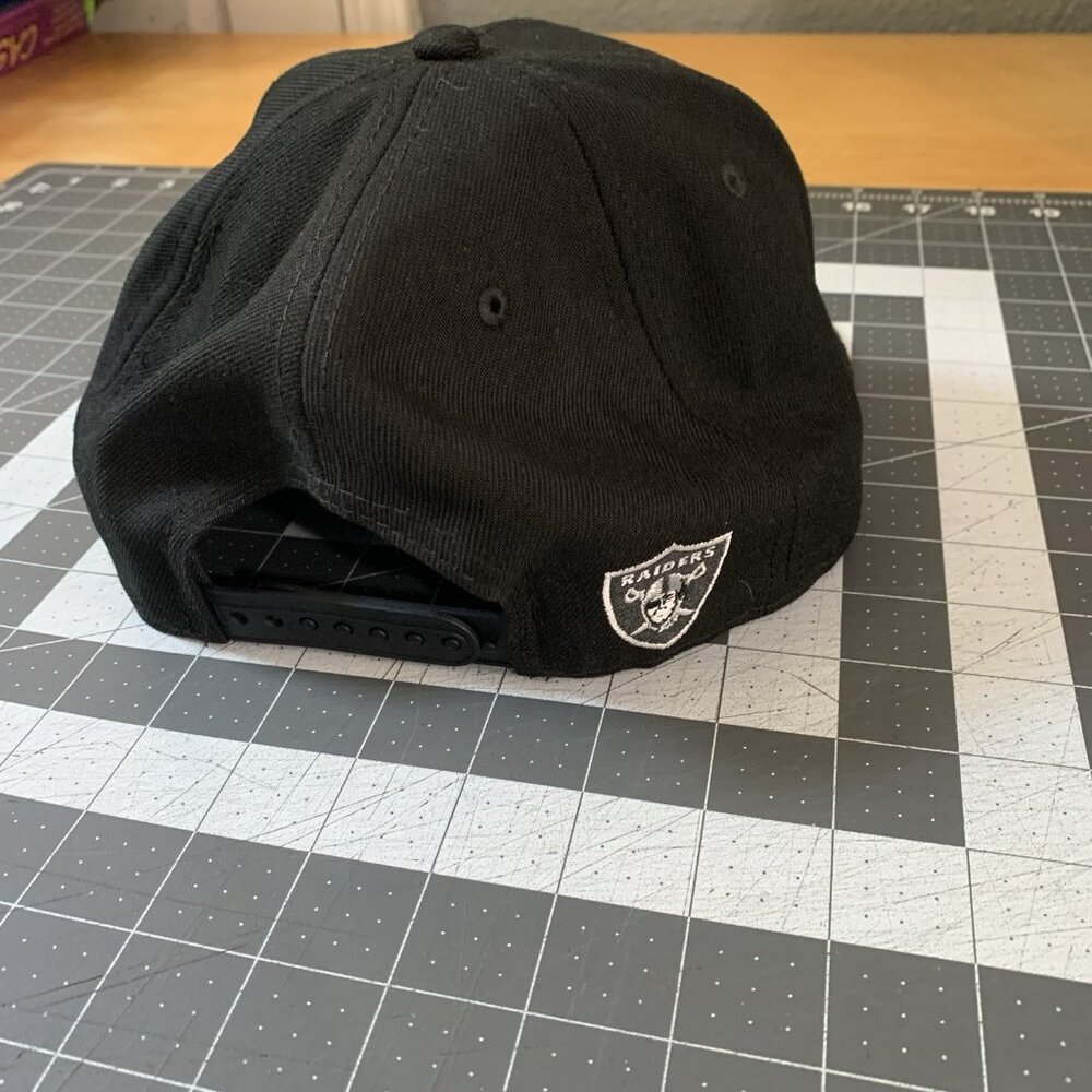 New Era Hat Adult Las Vegas Raiders 9Fifty Snapback White Letters Script Cap - Picture 5 of 9